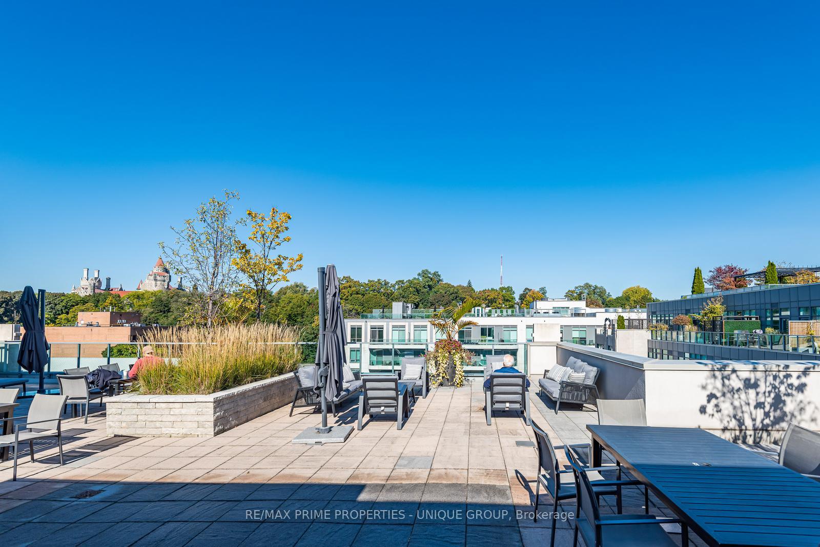 1 Bedroom Condo at 380 Macpherson, Toronto For sale