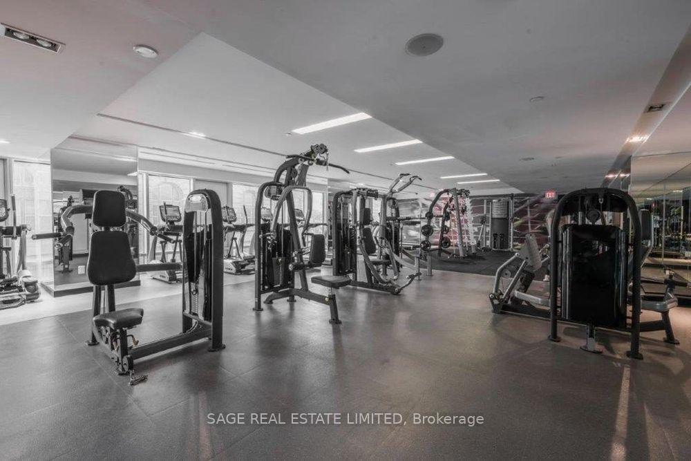 2 Bedrooms Condo at 8 The Esplanade, Toronto For sale