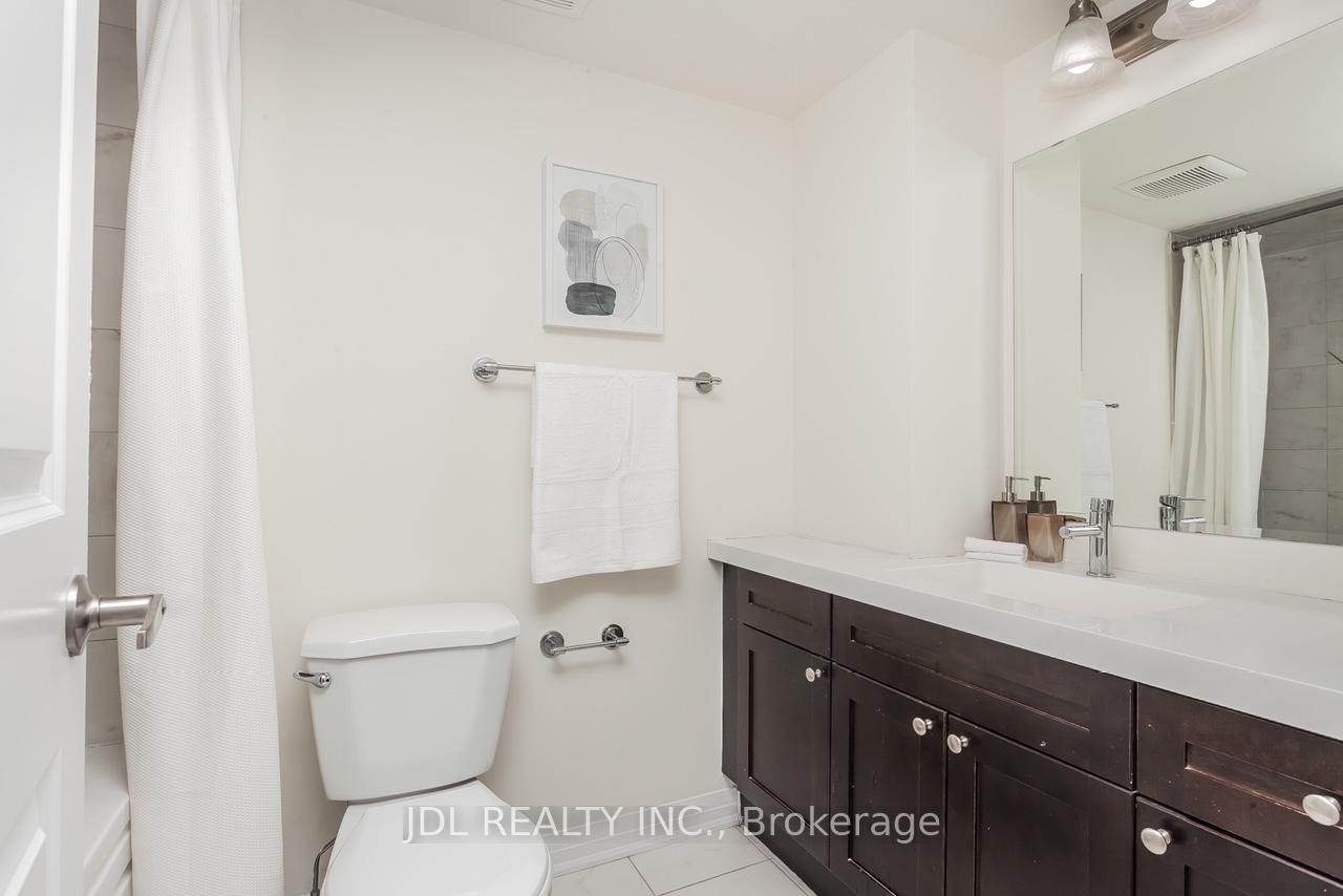 2 Bedrooms Condo at 175 William Duncan Rd,  Toronto For sale