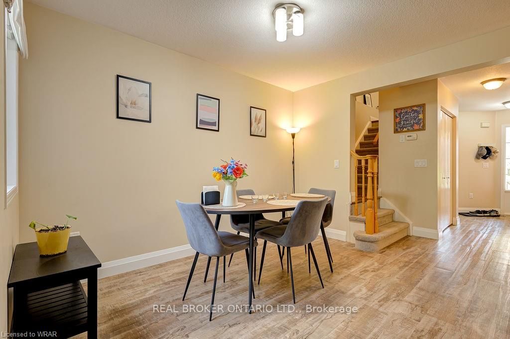 555 Mariner Drive