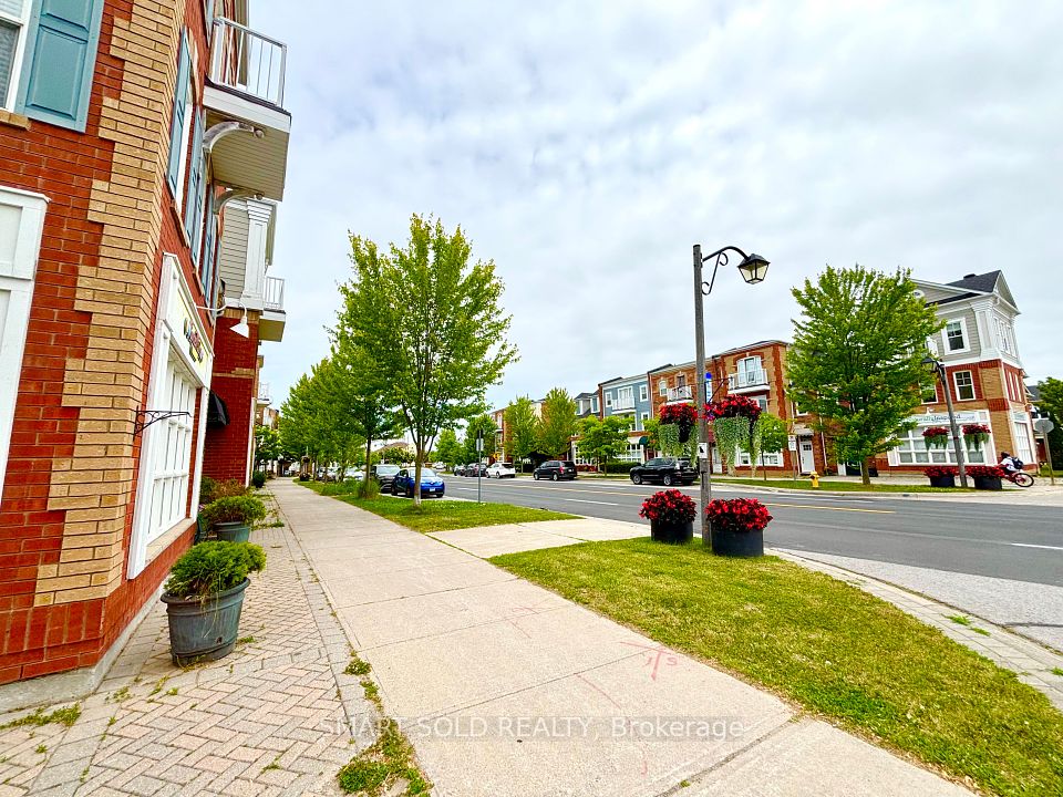 2697 Bur Oak