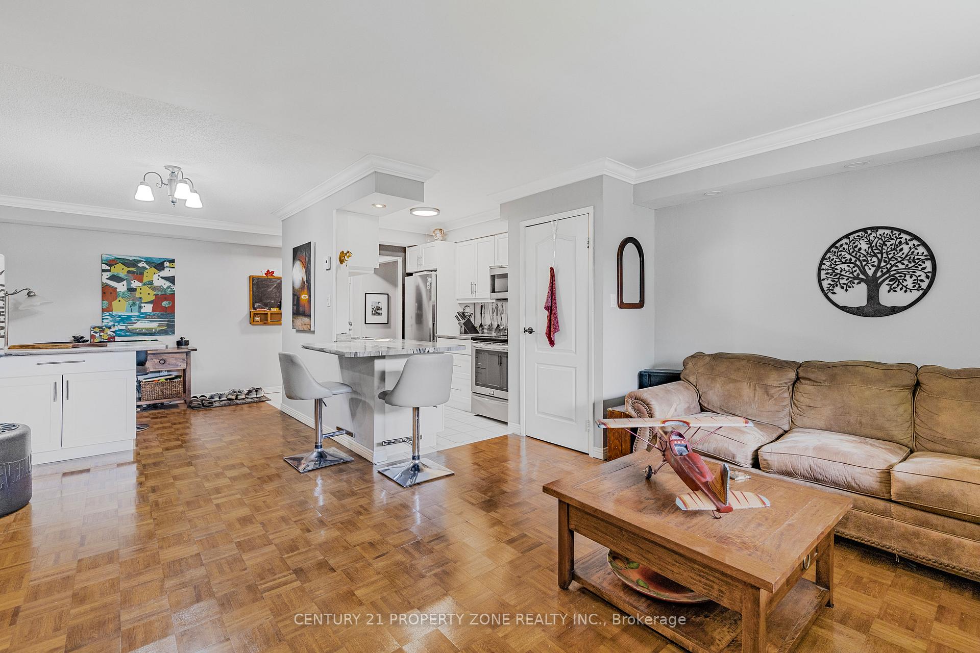 2 Bedrooms Condo at 482 James, Hamilton For sale