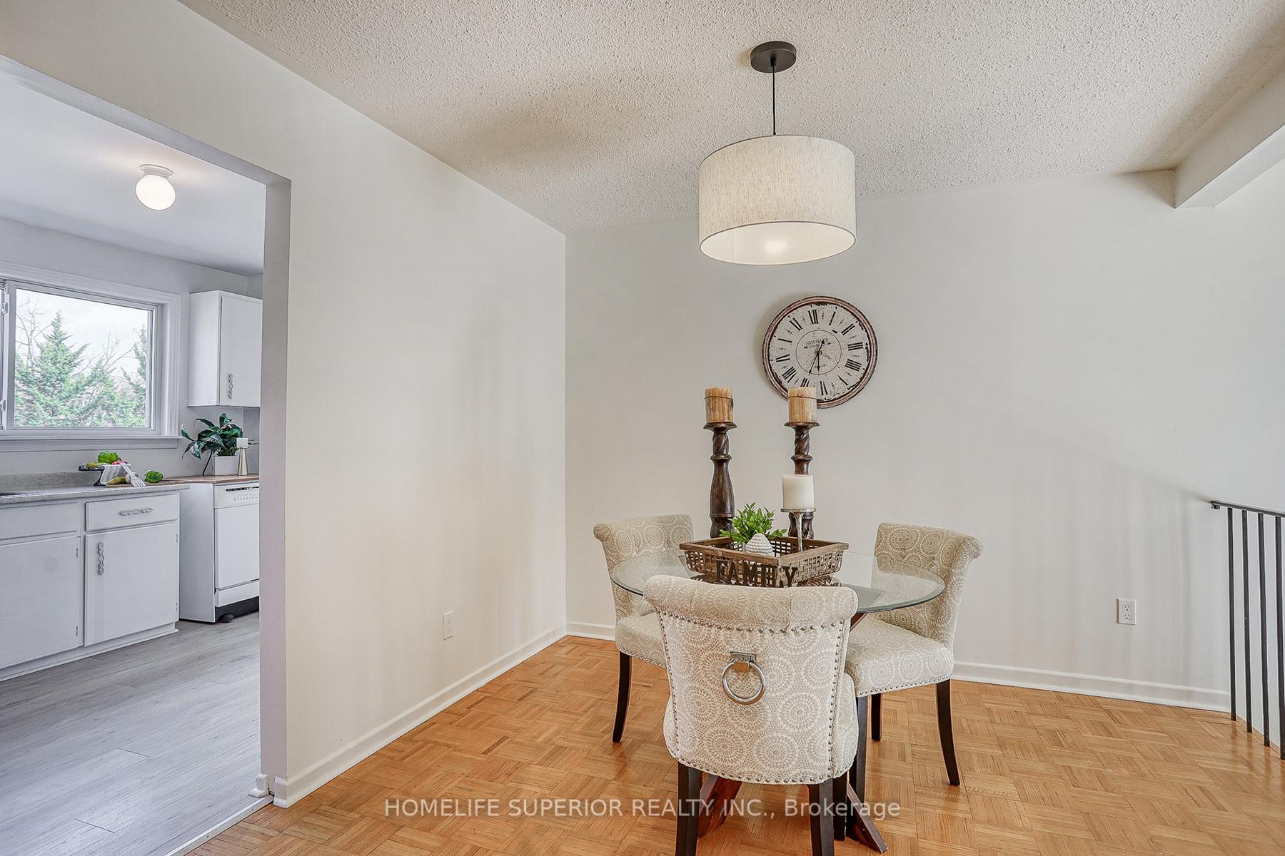 3 Bedrooms Condo at 121 Centennial, Toronto For sale