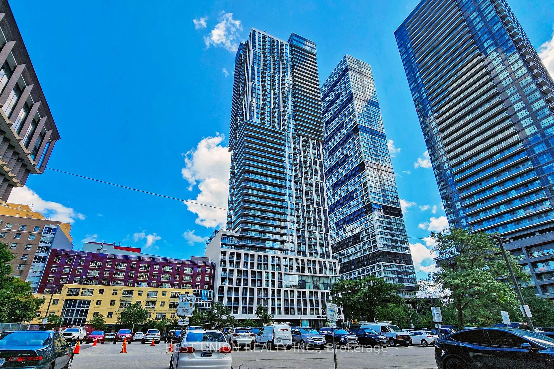 2 Bedrooms Condo at 251 Jarvis, Toronto For sale