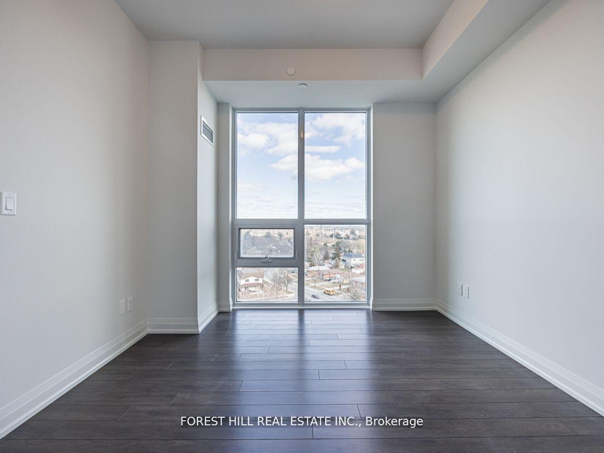 3 Bedrooms Condo at 10 Meadowglen, Toronto For sale