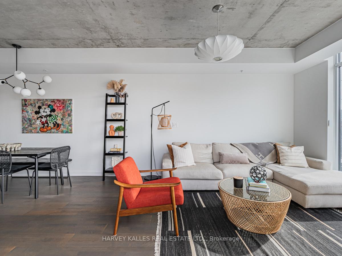 109 Ossington Avenue 407