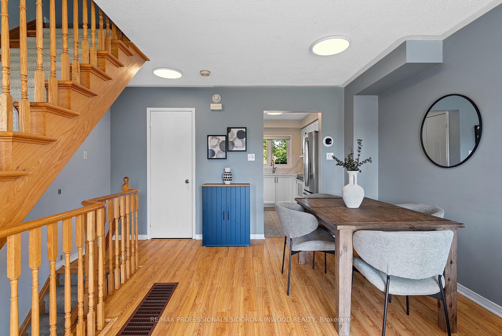 3 Bedrooms Condo at 130 Brickworks, Toronto For sale