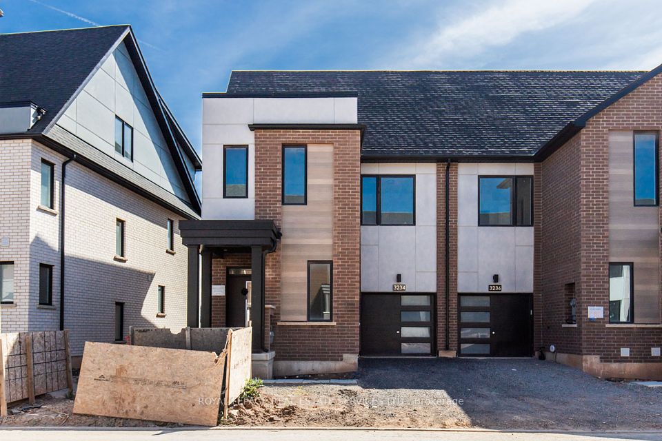 Property at 3234 Crystal Drive, Oakville, ON L6M 5S8