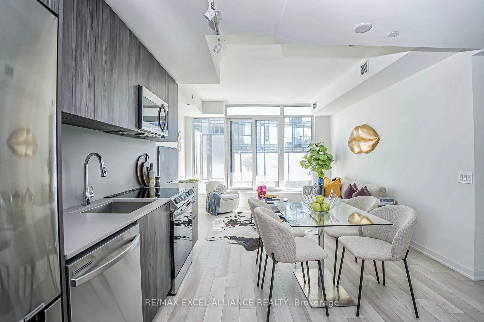 2 Bedrooms Condo at 50 Power,  Toronto For sale