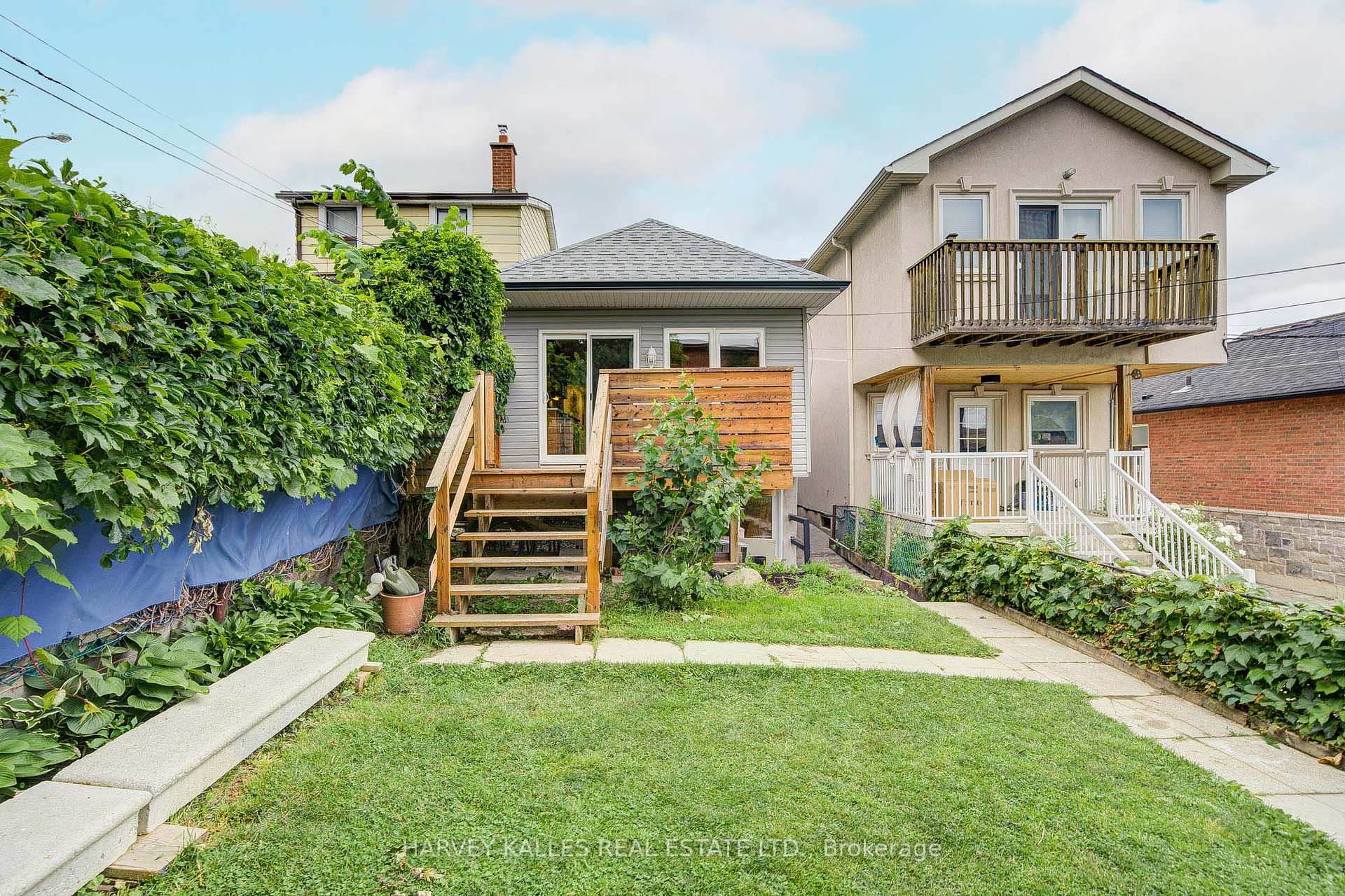 408 Silverthorn Avenue