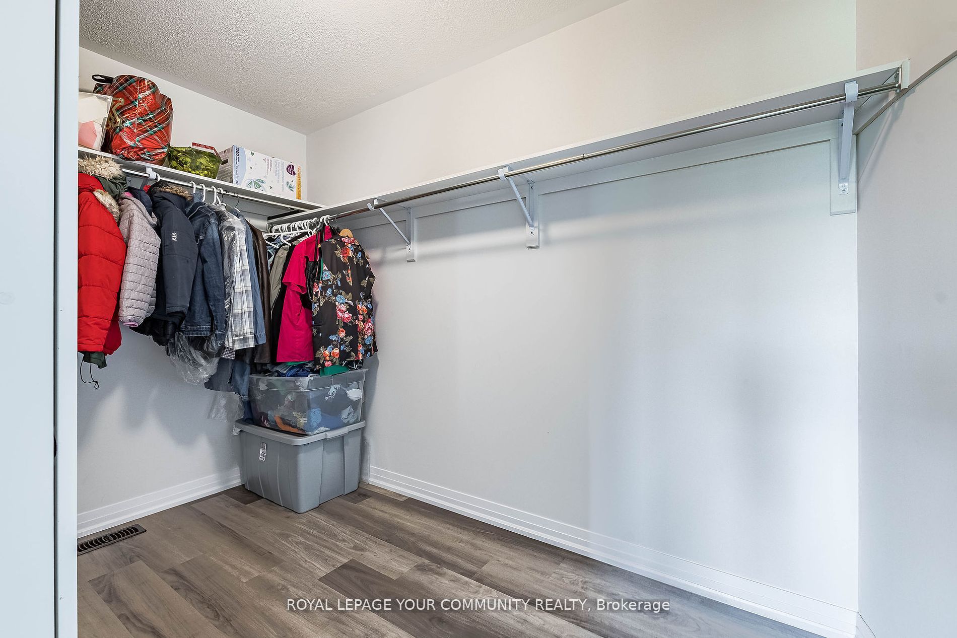 259 Chelsea Crescent