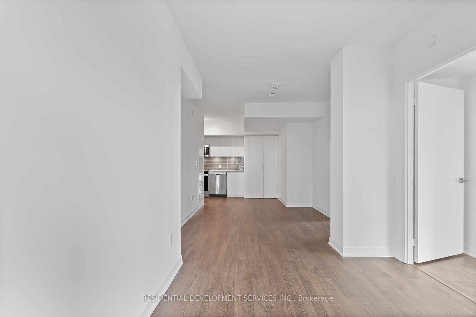 3 Bedrooms Condo at 500 Wilson,  Toronto For sale