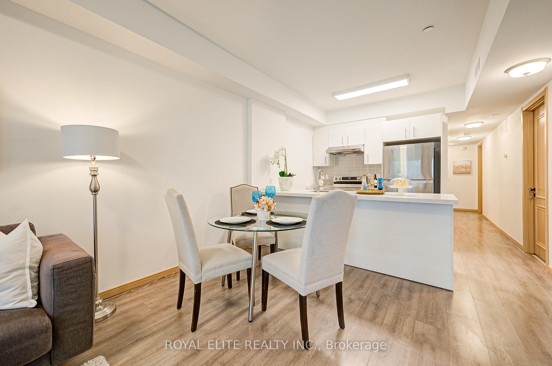 3 Bedrooms Condo at 200 Chester Le, Toronto For sale