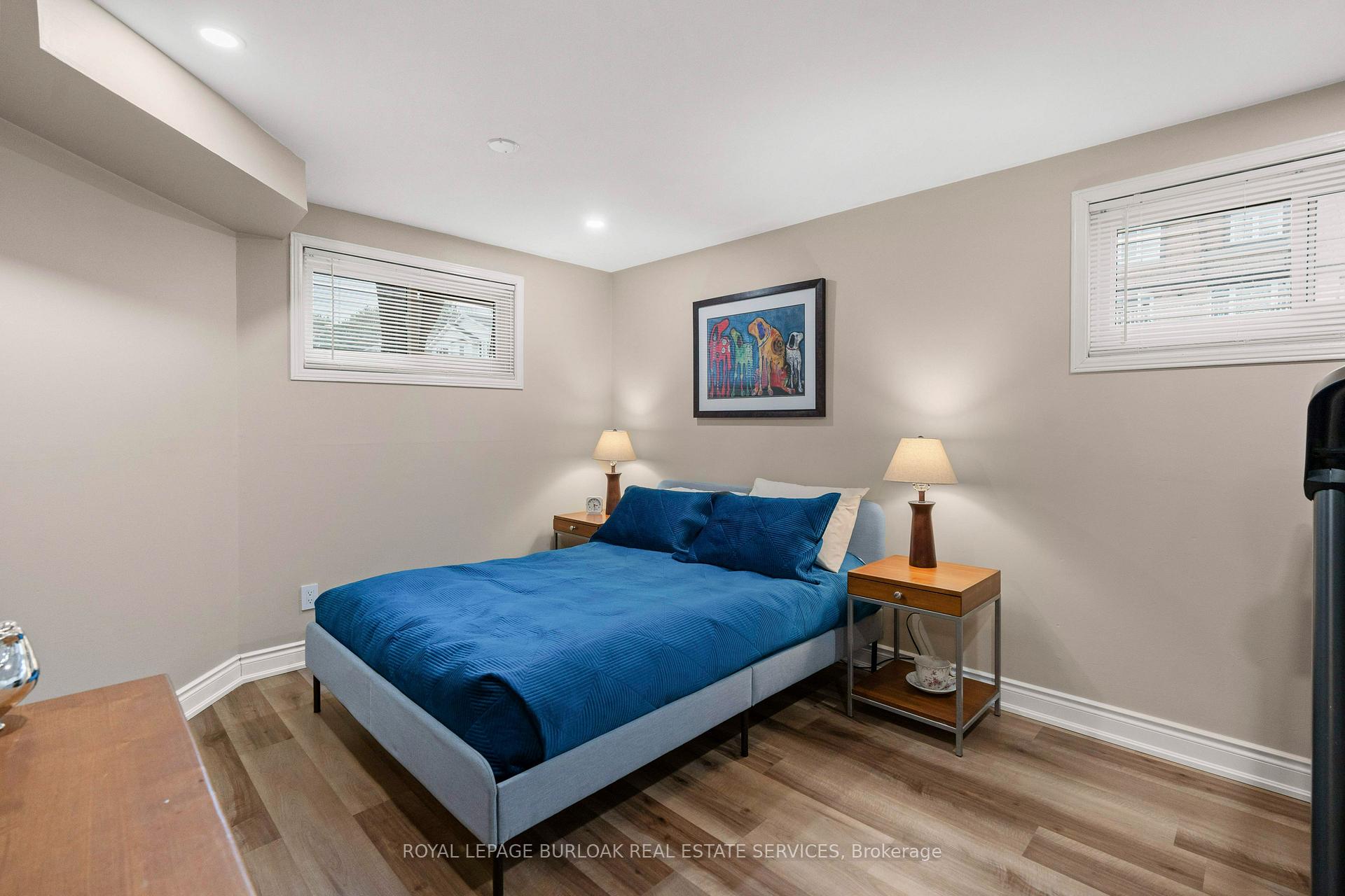 3 Bedrooms Condo at 1508 Upper Middle, Burlington For sale