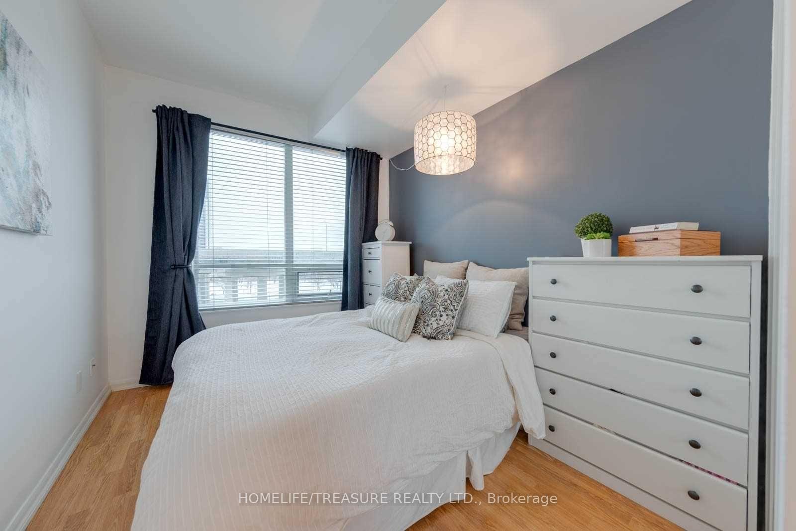 2 Bedrooms Condo at 231 Fort York, Toronto For sale