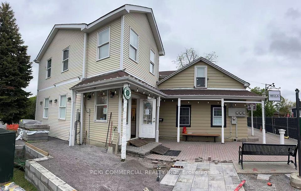 209 Main Unionville