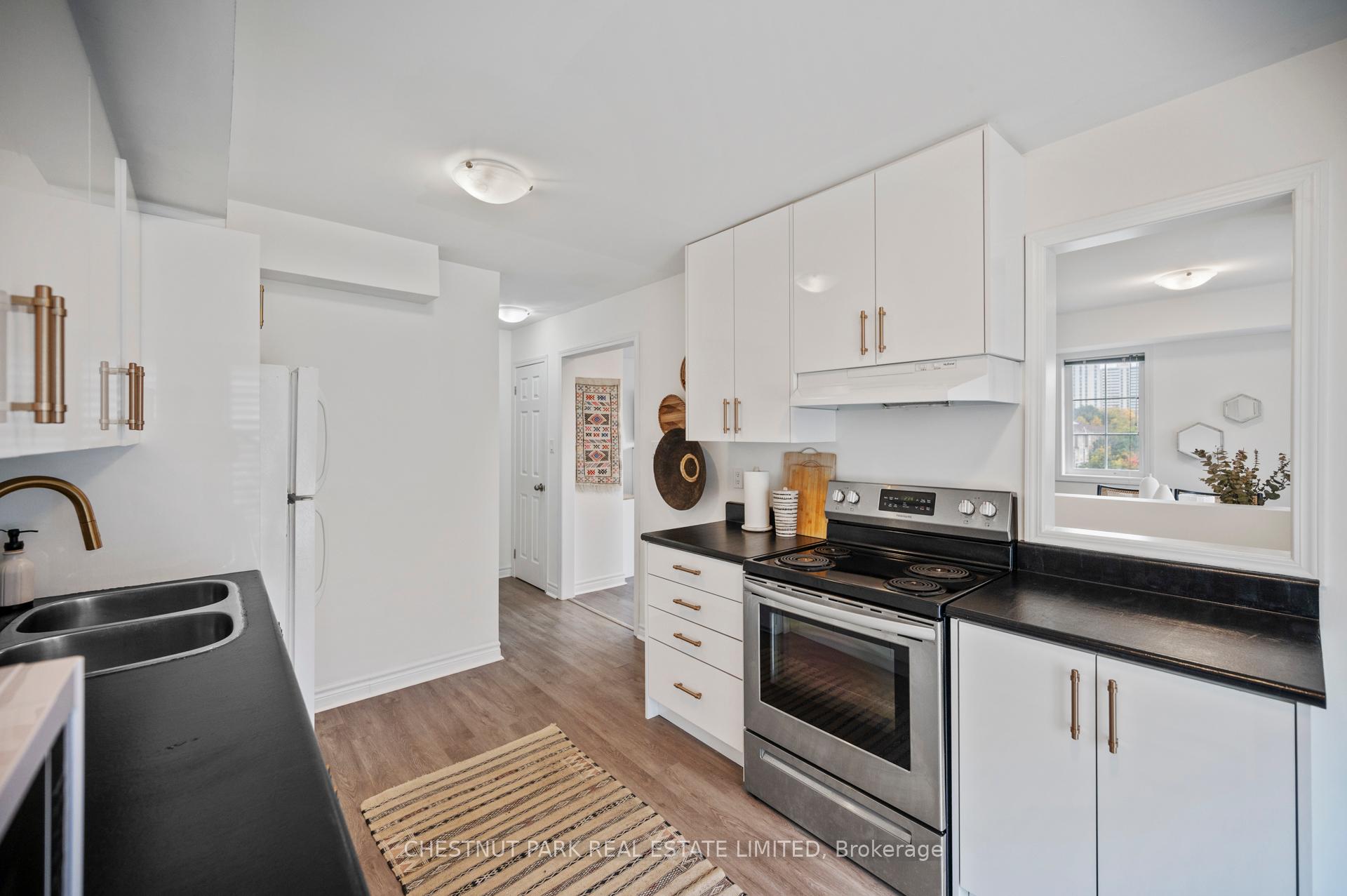 3 Bedrooms Condo at 58 Sidney Belsey,  Toronto For sale