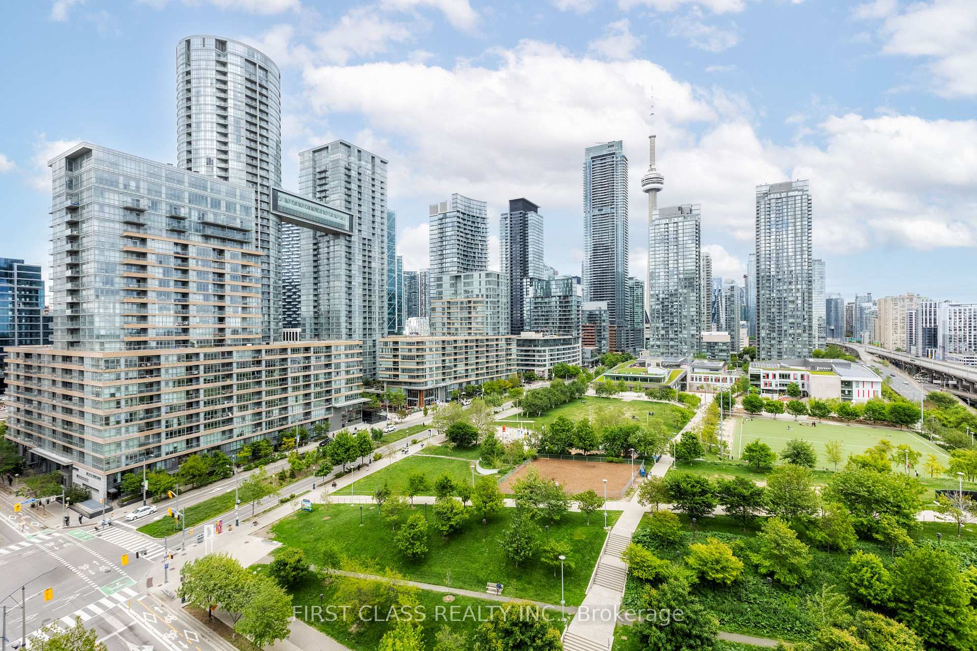 2 Bedrooms Condo at 75 Queens Wharf, Toronto For sale