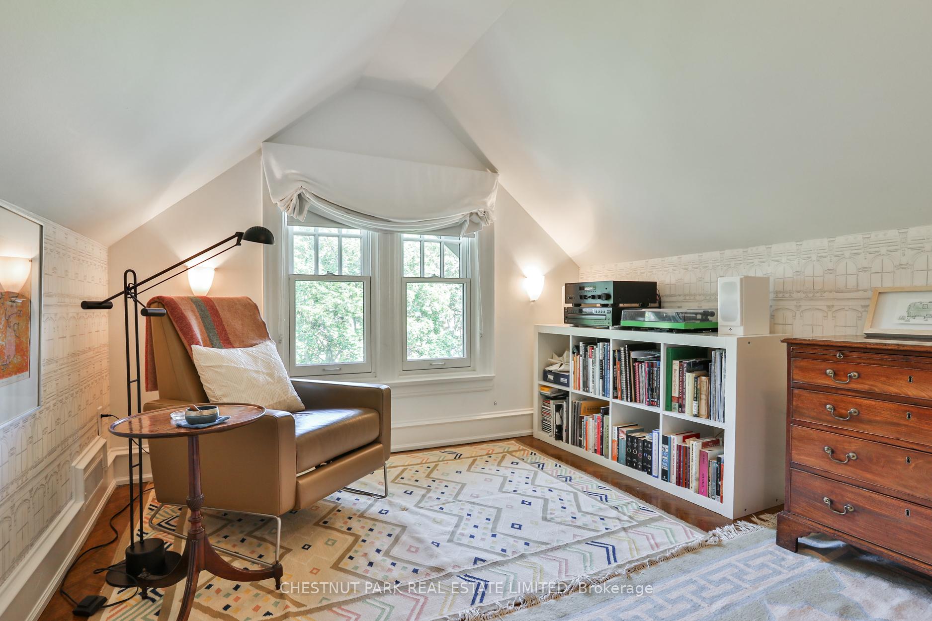 2 Bedrooms Condo at 89 Elm, Toronto For sale