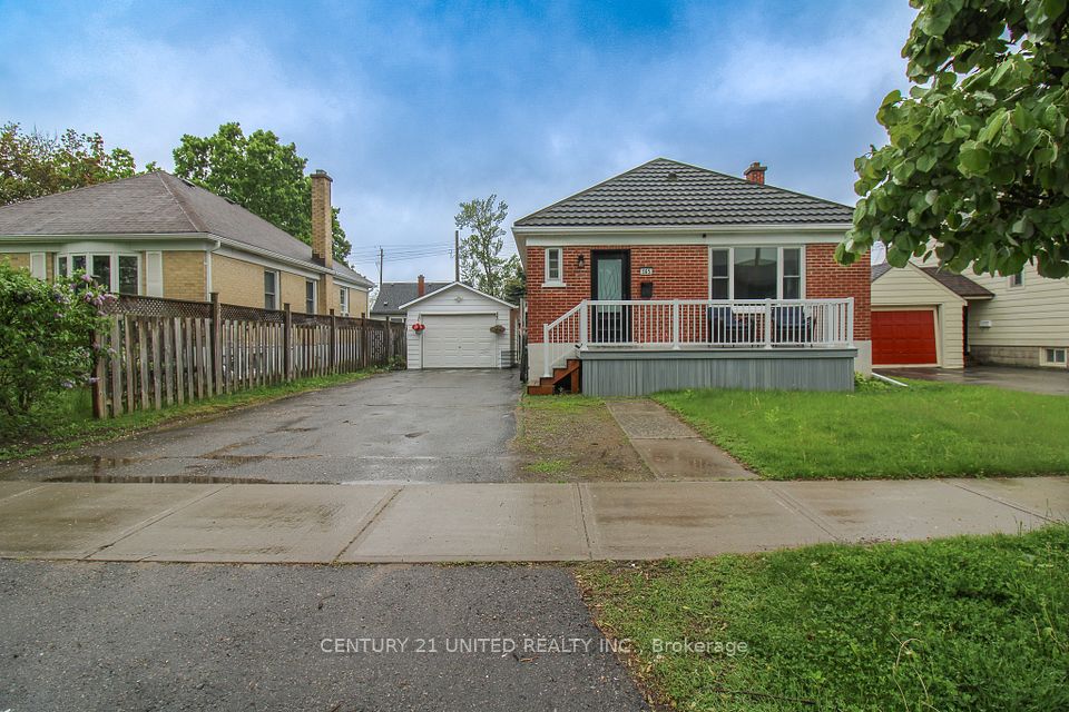 565 Spruce