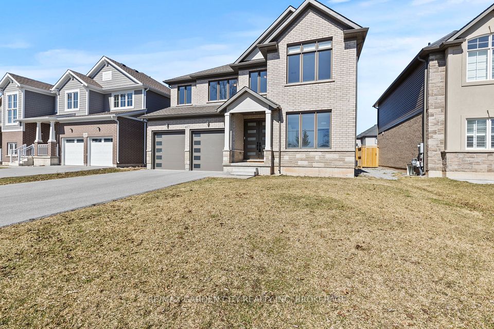 4377 WILLICK Road, Niagara Falls, ON L2G 0Y3