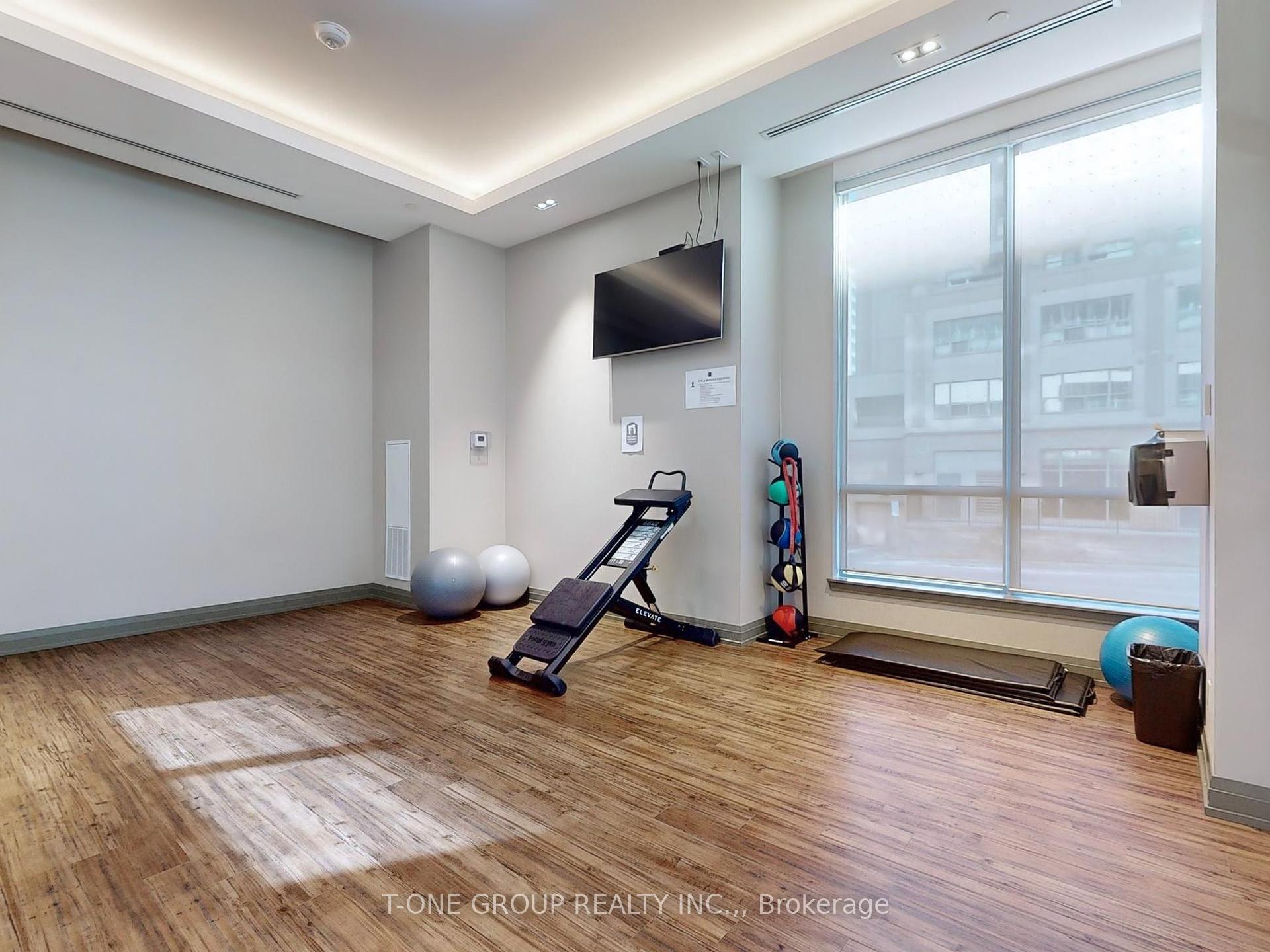 2 Bedrooms Condo at 591 Sheppard, Toronto For sale