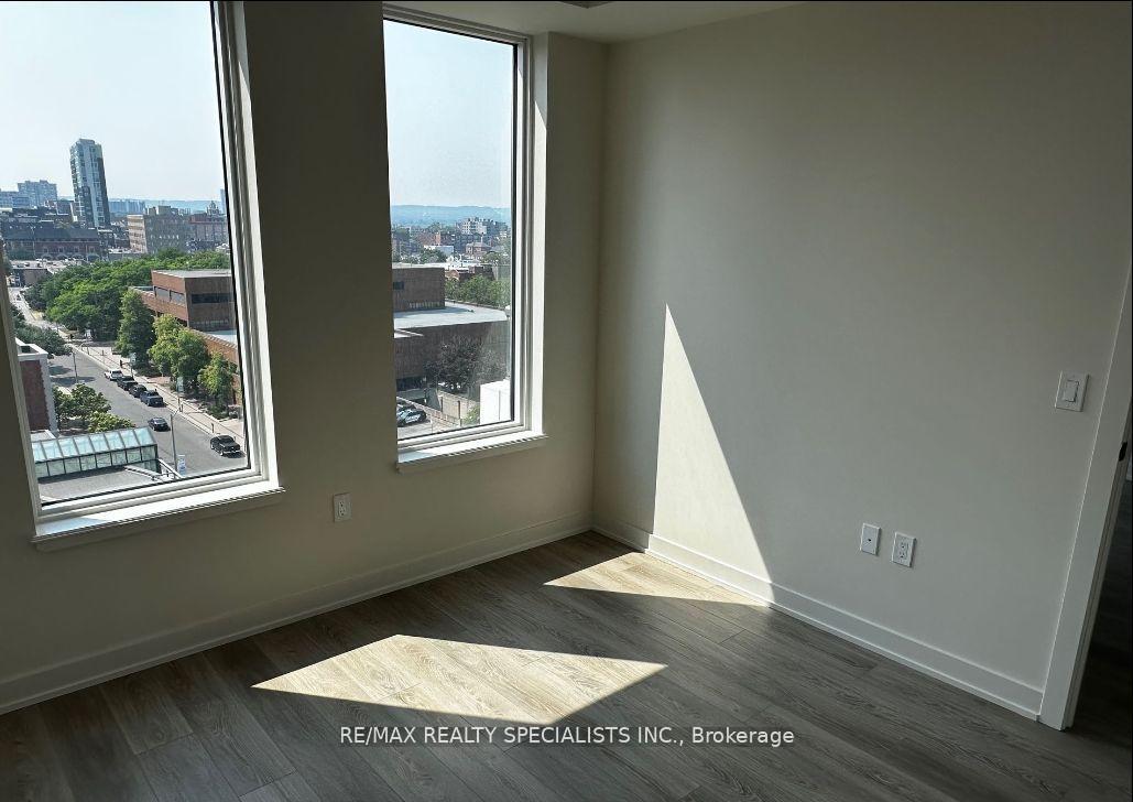 1 Bedroom Condo at 212 King William, Hamilton For sale
