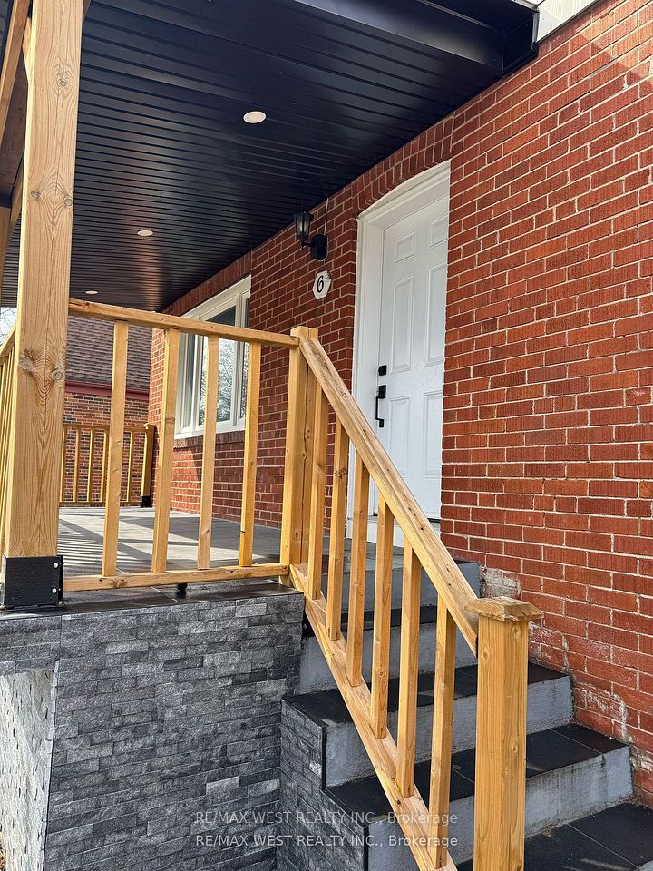 #Main Floor - 6 Valerie Road, Toronto, ON M1P 1E9