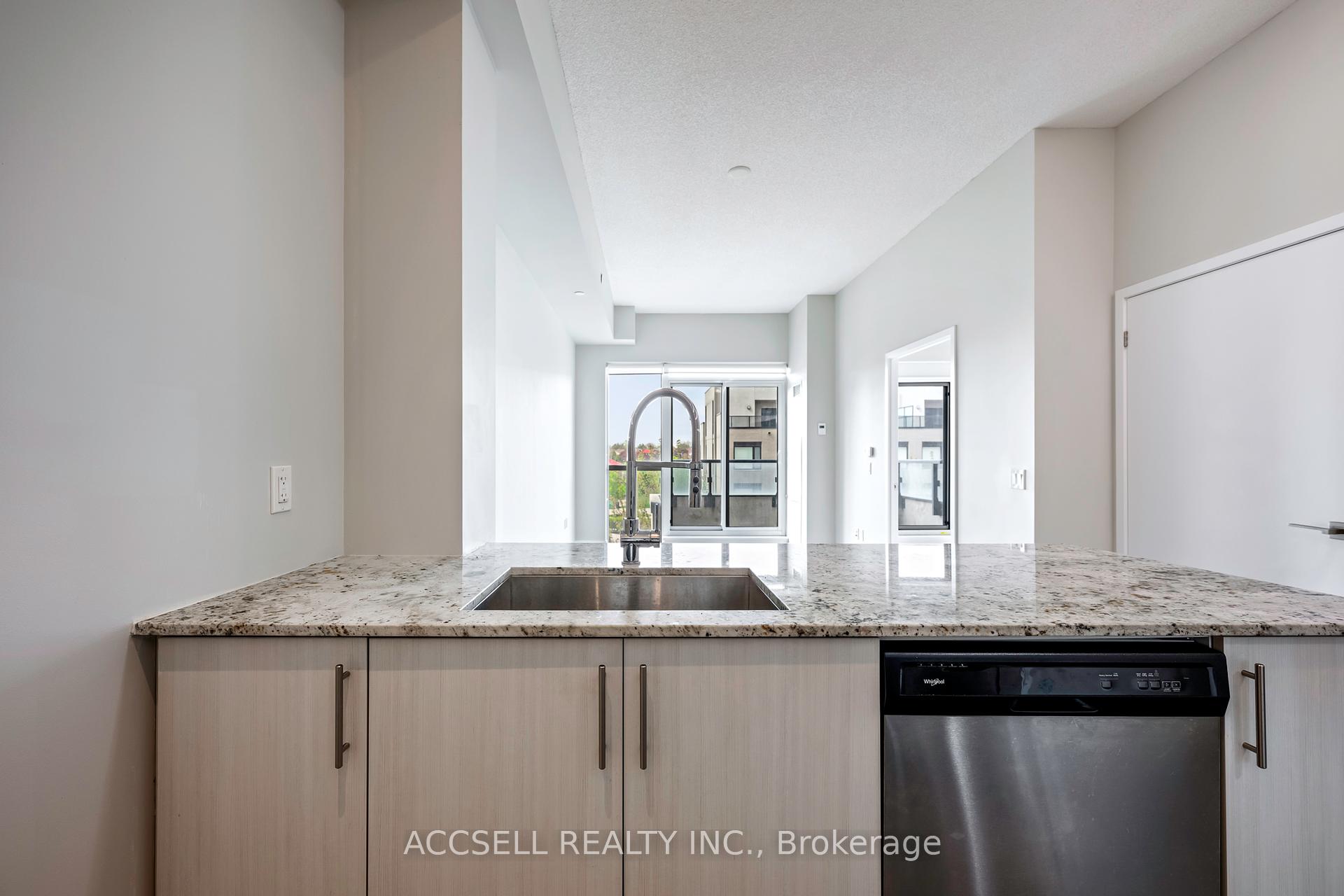 2 Bedrooms Condo at 4055 Parkside Village, Mississauga For sale
