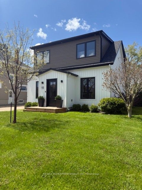 11 NELLES Road