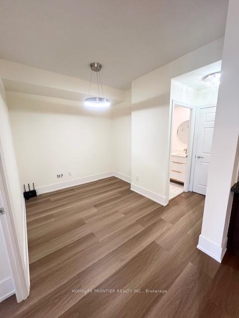 2 Bedrooms Condo at 35 Balmuto,  Toronto For sale