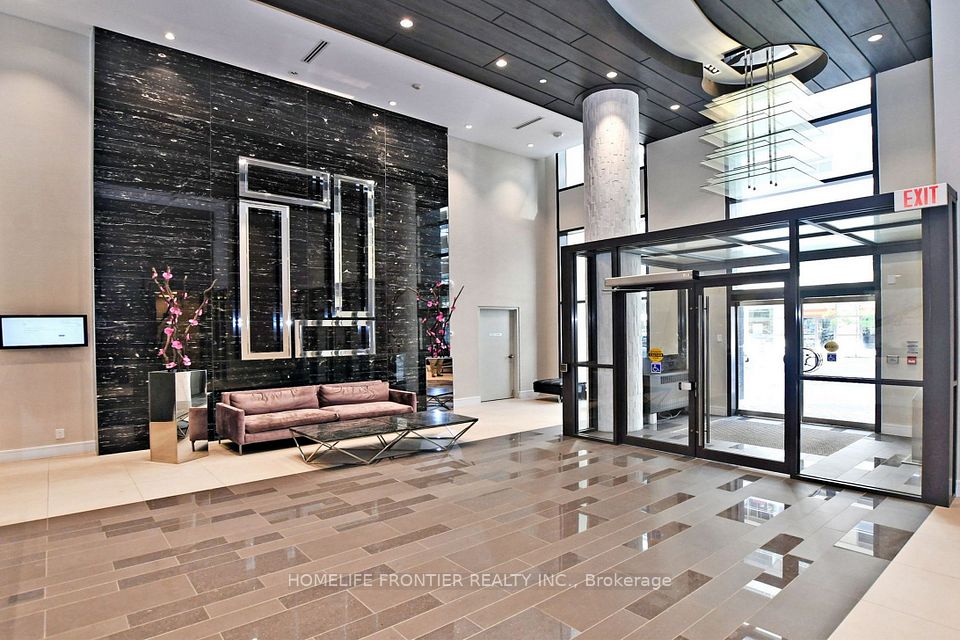 #807 - 9201 Yonge Street, Richmond Hill, ON L4C 6Z2