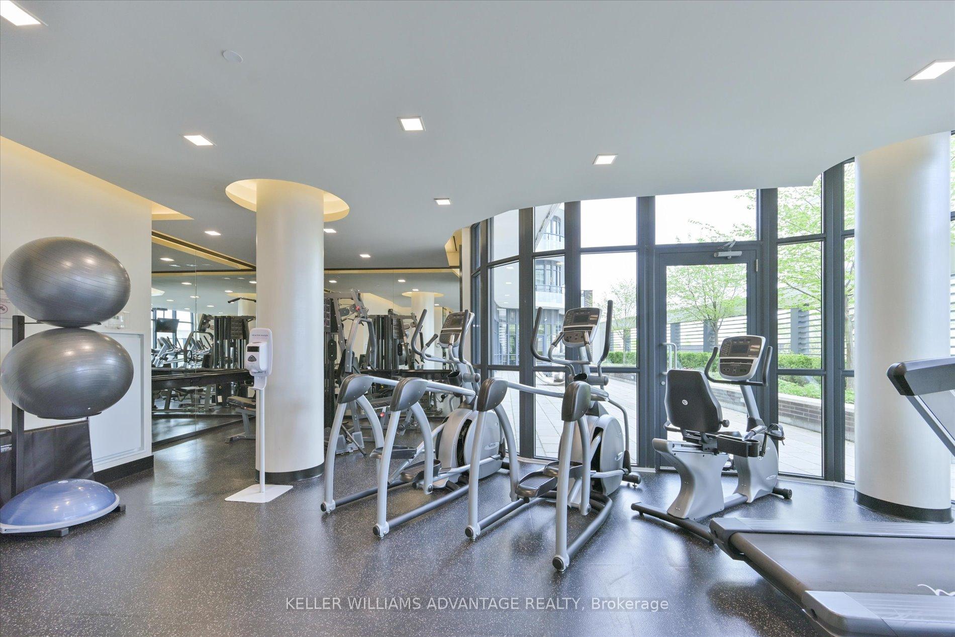 2 Bedrooms Condo at 99 The Donway, Toronto For sale