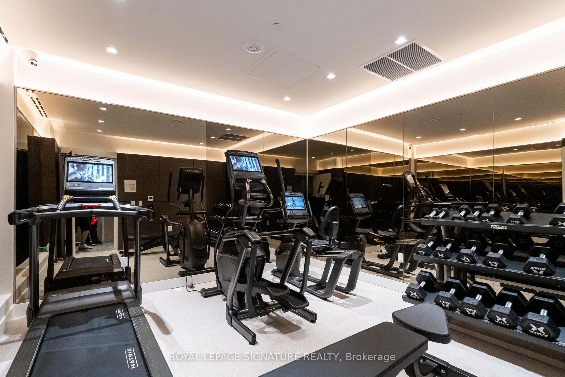 2 Bedrooms Condo at 2 Teagarden, Toronto For sale