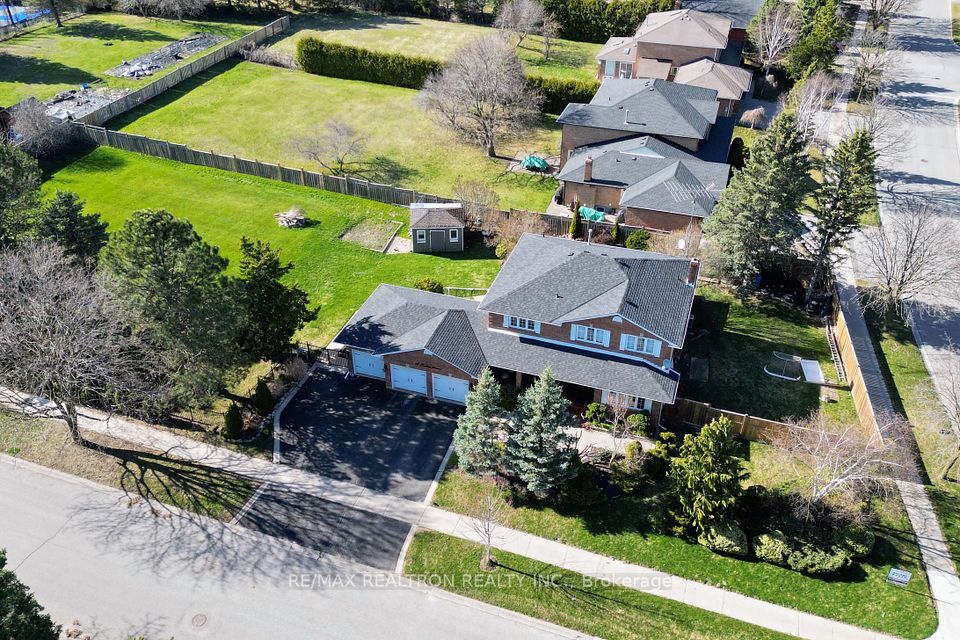 80 Findlay