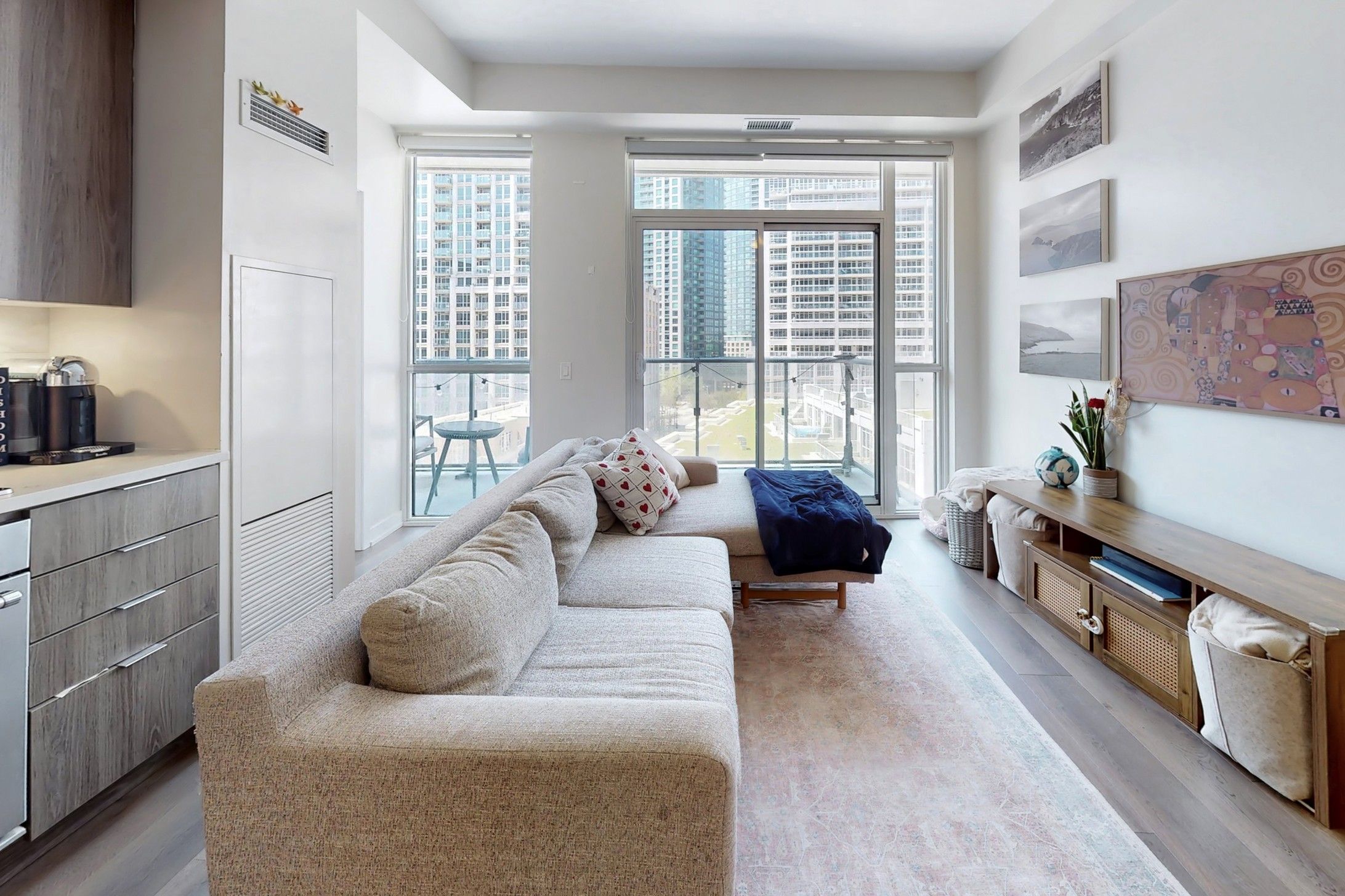 38 Iannuzzi Street 721
