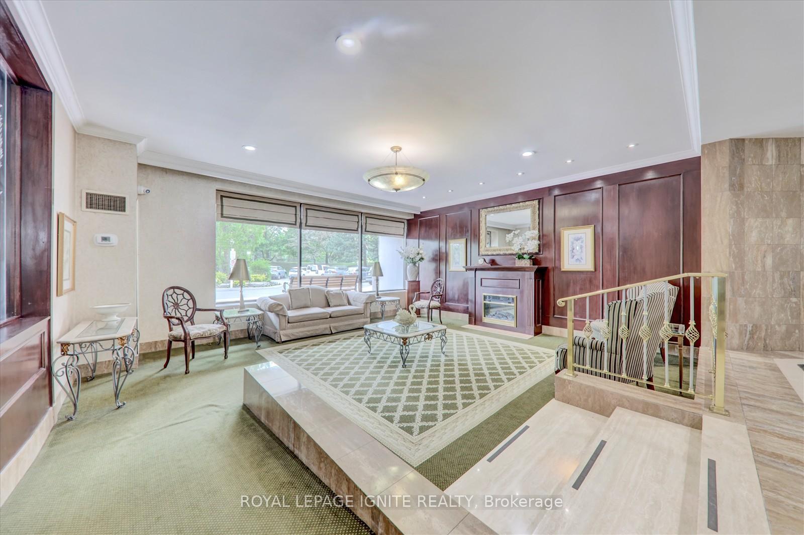 3 Bedrooms Condo at 131 Torresdale, Toronto For sale