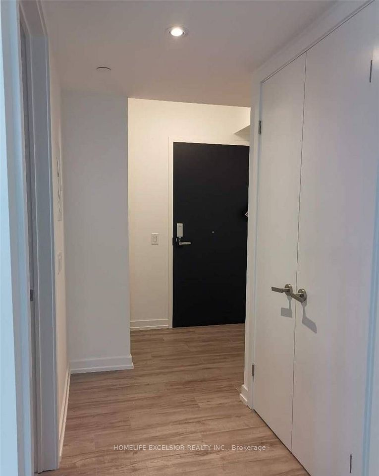 77 Shuter