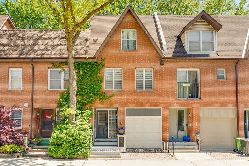 9 Douville
