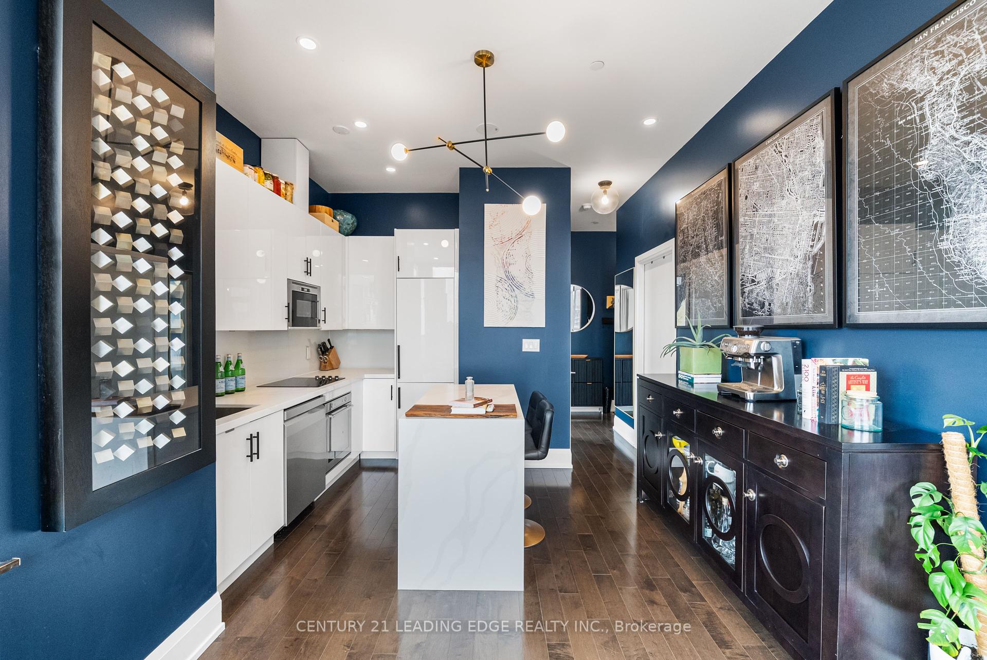 2 Bedrooms Condo at 460 Adelaide, Toronto For sale