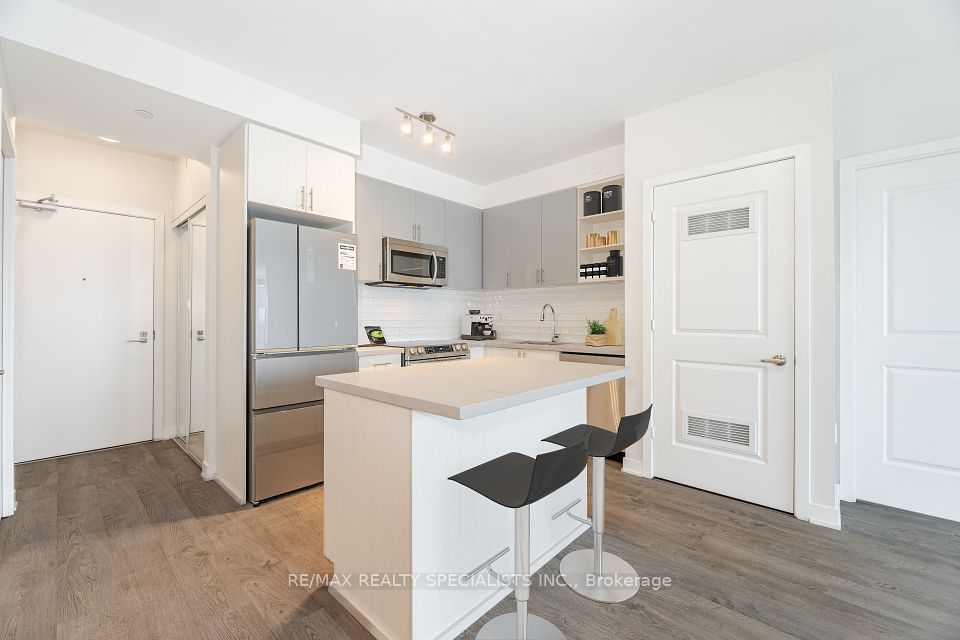 4677 Glen Erin