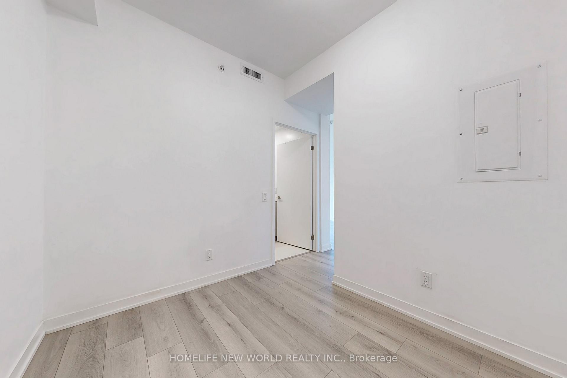 2 Bedrooms Condo at 1787 St Clair, Toronto For sale