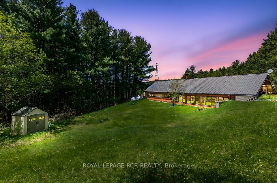 1092 Ballycroy Road, Adjala-Tosorontio, ON L0N 1P0