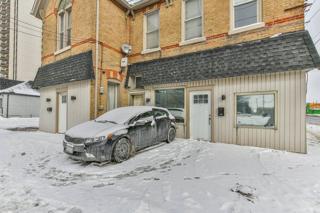 330 BURWELL Street London Ontario N6B 2V9