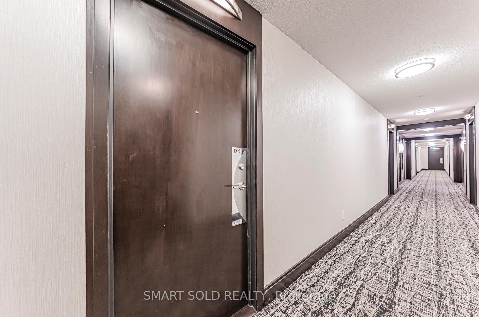 3 Bedrooms Condo at 238 Bonis, Toronto For sale