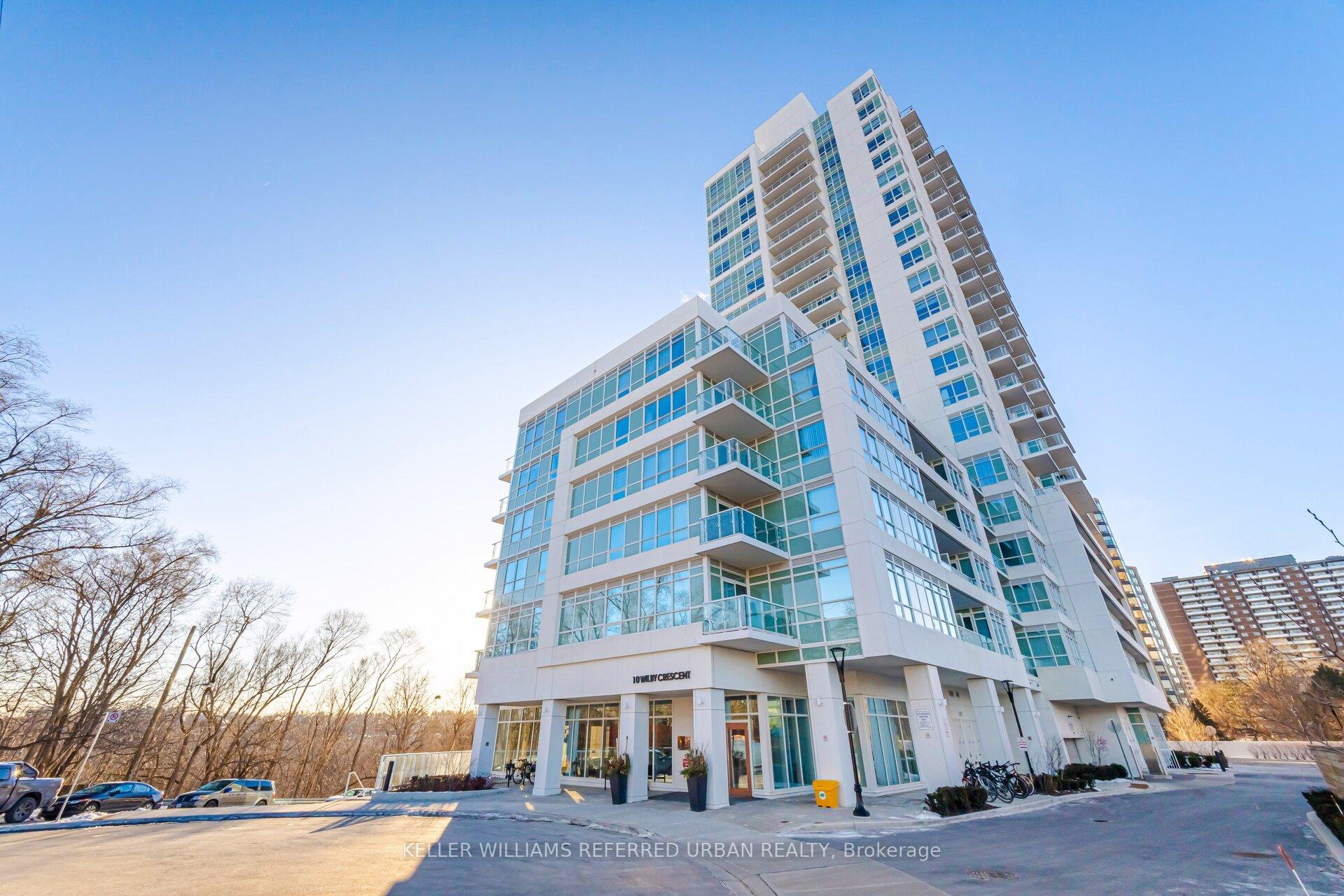 2 Bedrooms Condo at 10 Wilby, Toronto For sale
