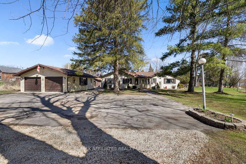 530 Moore
