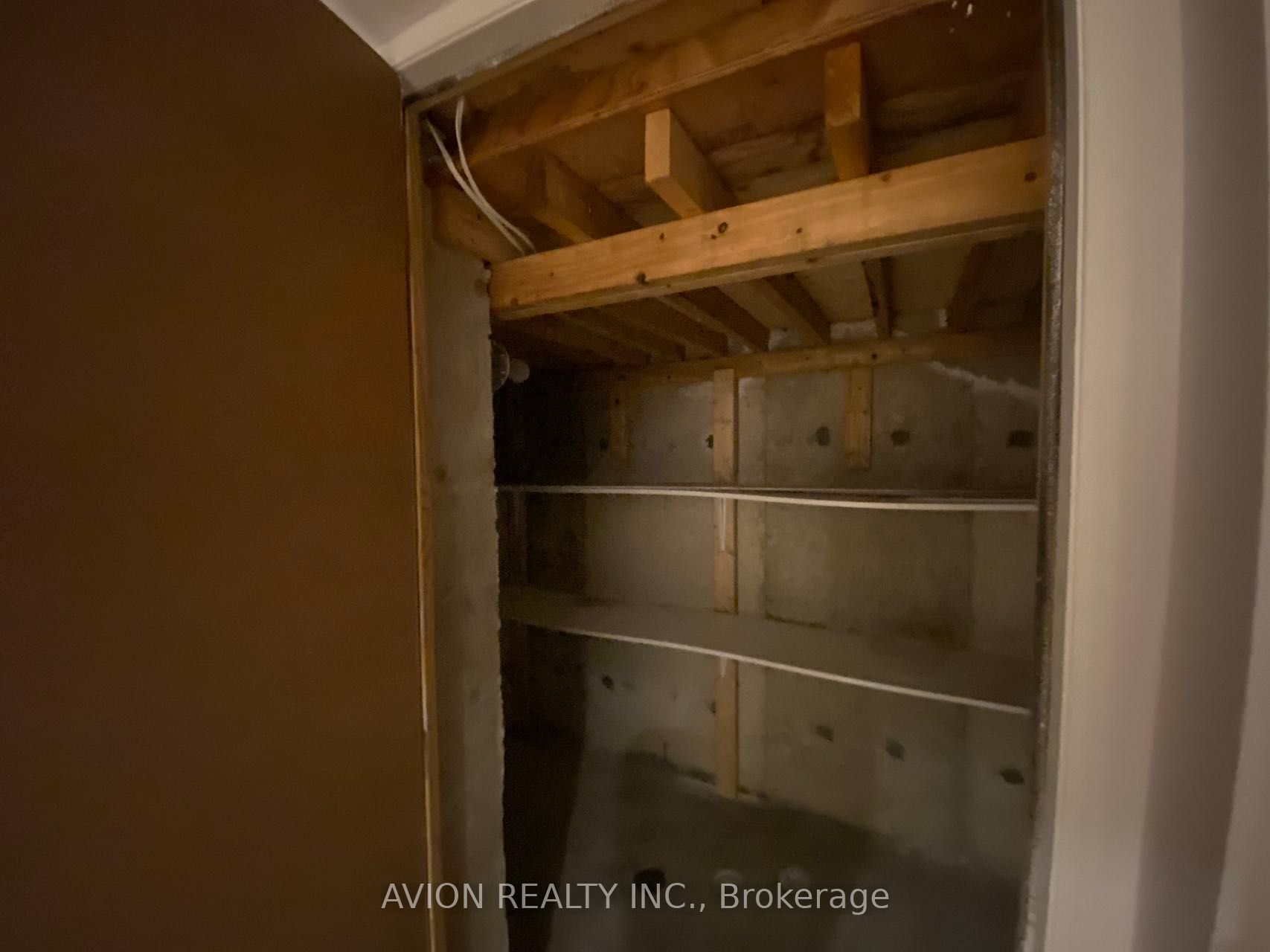 29 Falling River Drive, #basement