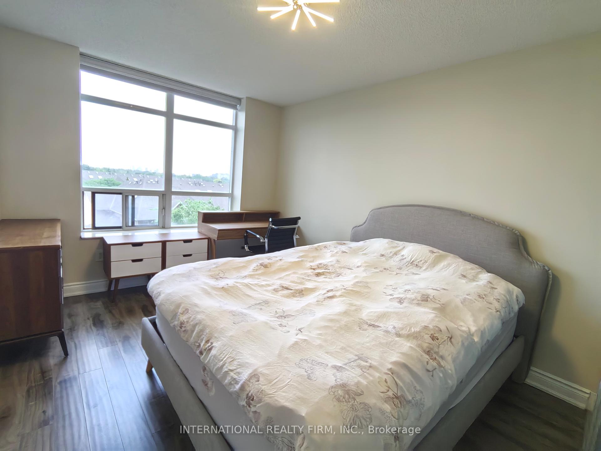 4 Bedrooms Condo at 880 Grandview, Toronto For sale