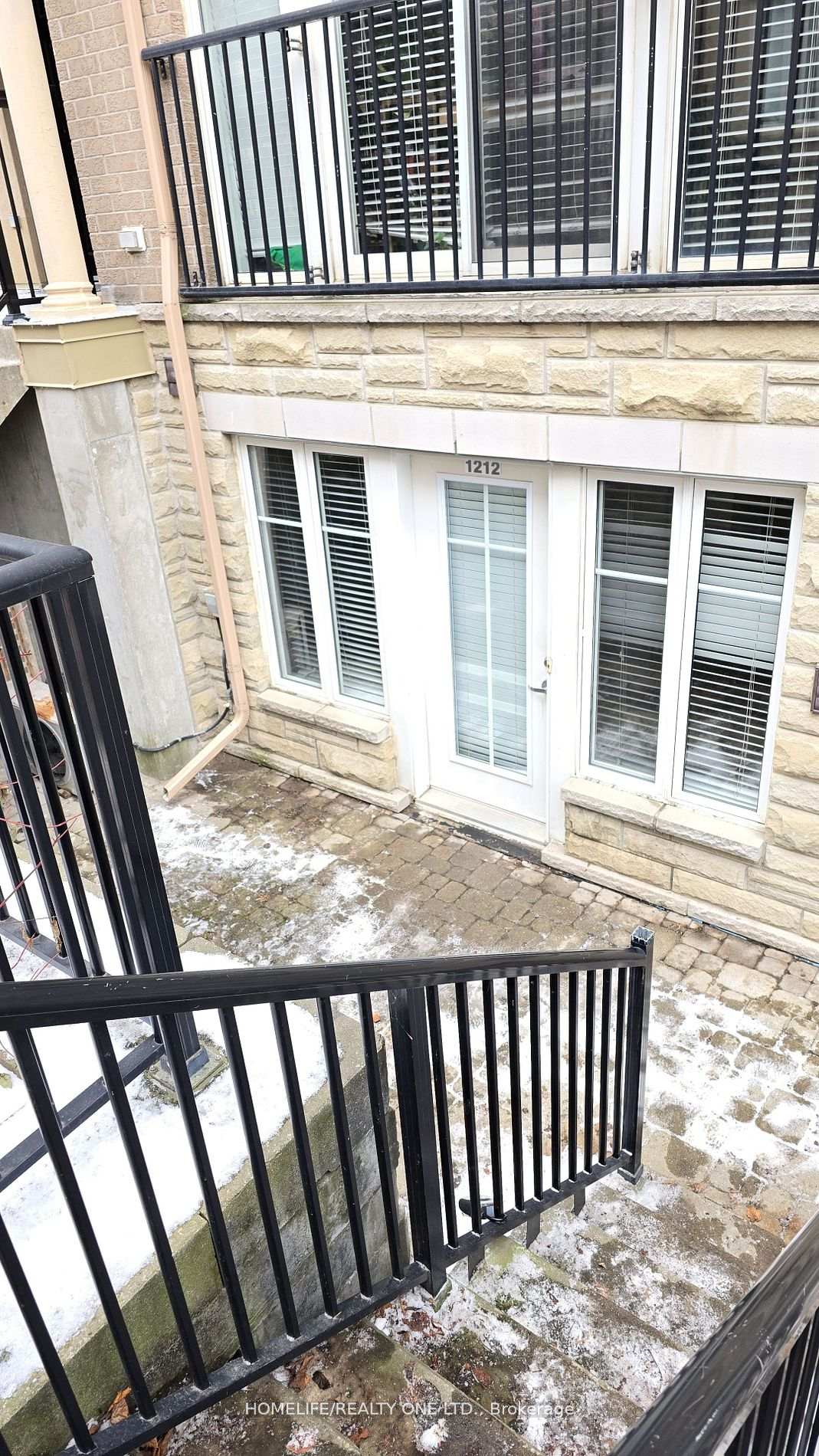 1 Bedroom Condo at 21 Pirandello, Toronto For sale